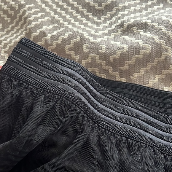 NWT Black sheer skirt - Picture 3 of 4